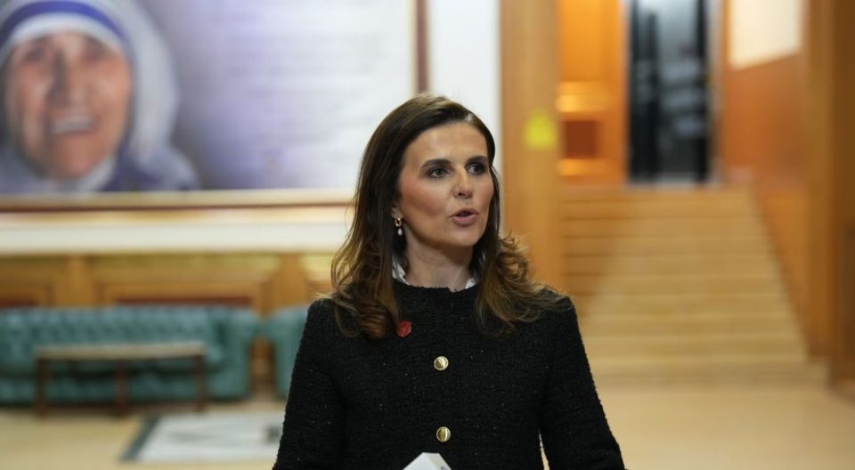 perplasja-per-emrin-e-presidentit-te-kosoves,-pdk-ja-i-kerkon-rushitit-te-terhiqet-nga-gara:-pjese-e-lojes-politike-antikushtetuese!