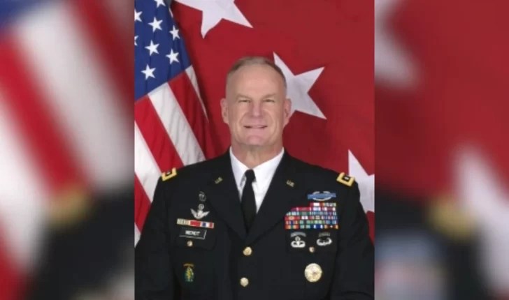 njeriu-qe-amerika-e-ka-zgjedhur-per-shqiperine,-me-nje-“copez-izrael”-ne-karrieren-e-tij