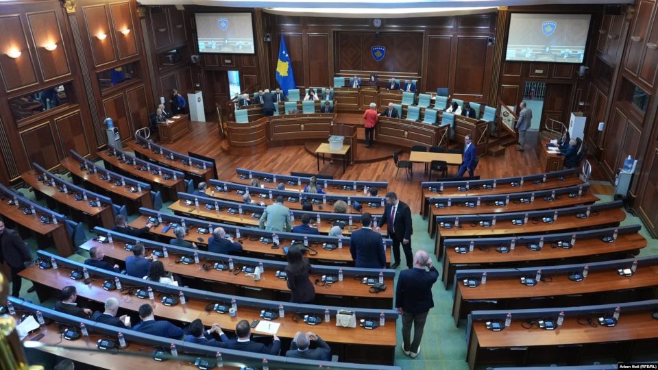 s’ka-president-te-ri!-kuvendi-shperndahet,-kosova-shkon-ne-zgjedhje