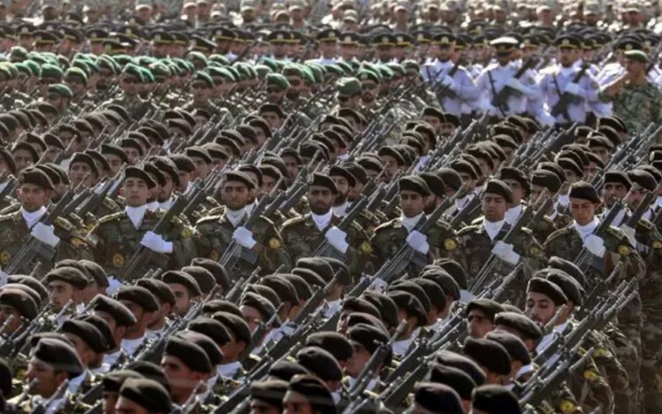 zedhenesi-i-ushtrise-iraniane:-lufta-s’ka-mbaruar