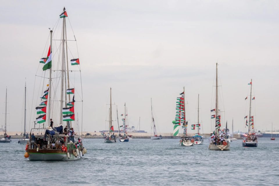 izraeli-arreston-18-shtetas-turq-nga-flotilja-e-ndihmes-per-gazen