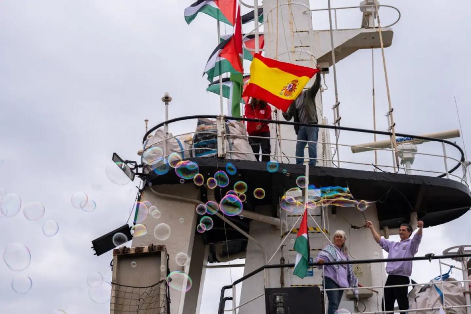 italia-denon-ndalimin-e-flotiljes-nga-izraeli:-te-lirohen-menjehere-aktivistet-tane
