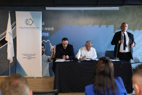 dhtik:-kriza-politike-dhe-zgjedhjet-po-krijojne-pasiguri-serioze-per-ekonomine-kosovare