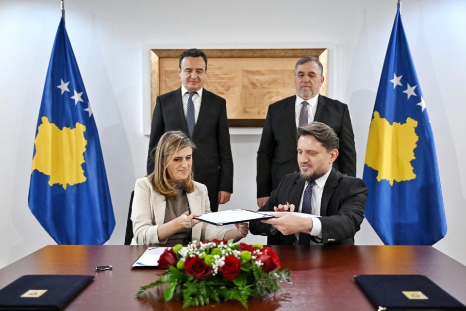 xhamia-e-ibrit-drejt-rindertimit,-nenshkruhet-marreveshja-e-bashkepunimit