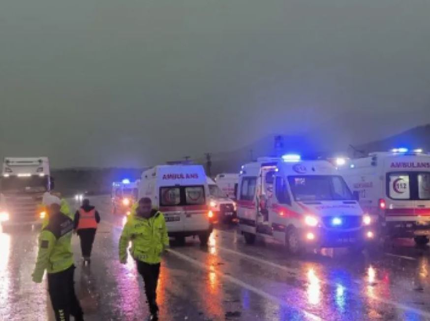 aksident-i-rende-ne-turqi,-permbyset-autobusi,-raportohet-per-viktima-dhe-te-plagosur