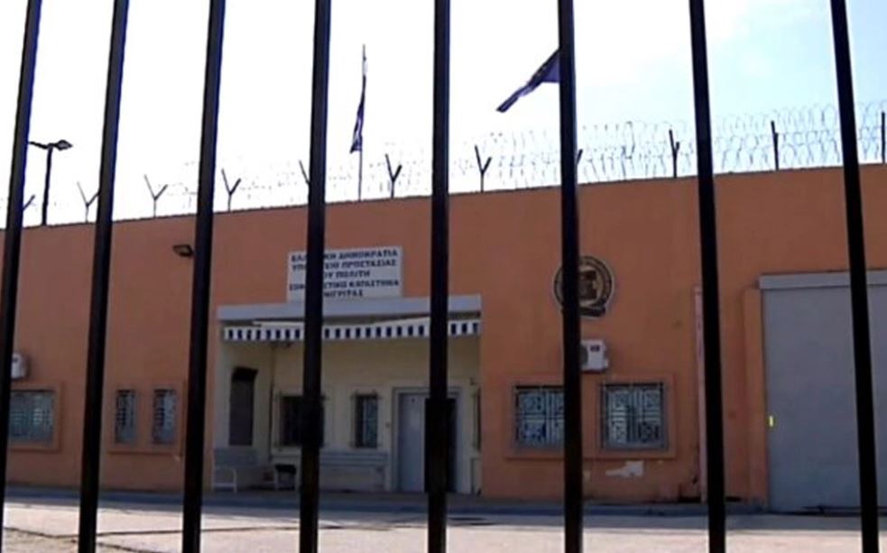 perleshje-ne-burgun-grek,-vriten-dy-te-denuar!-policia-arreston-11-persona,-mes-tyre-edhe-nje-shqiptar,-dyshohet-se-eshte-autori