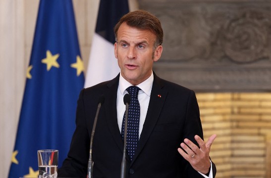 macron:-be-ka-mekanizma-per-t’iu-pergjigjur-tarifave-doganore-te-trump-per-makinat