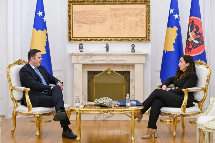 vjosa-osmani-dhe-lumir-abdixhiku-konfirmojne-bashkepunimin-politik-ne-zgjedhjet-e-7-qershorit:-asnje-kusht,-por-do-te-punojme-bashke-per-listen-e-ldk-se