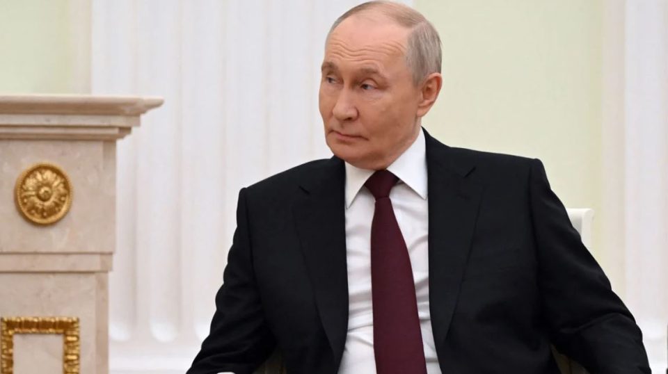 “lufta-me-ukrainen-po-mbaron”-putin:-takim-me-zelensky-vetem-ne-rast-marreveshjeje,-per-bisedime-me-evropianet-preferoj…