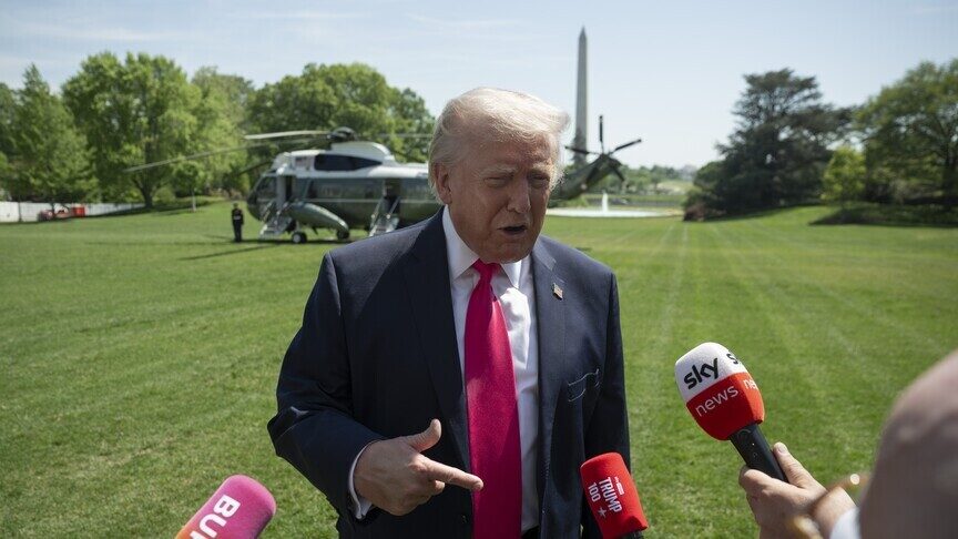 trump-shqyrton-zgjerimin-e-operacionit-ushtarak-“liria”-mbi-ngushticen-e-hormuzit-teksa-vazhdojne-bisedimet-me-iranin