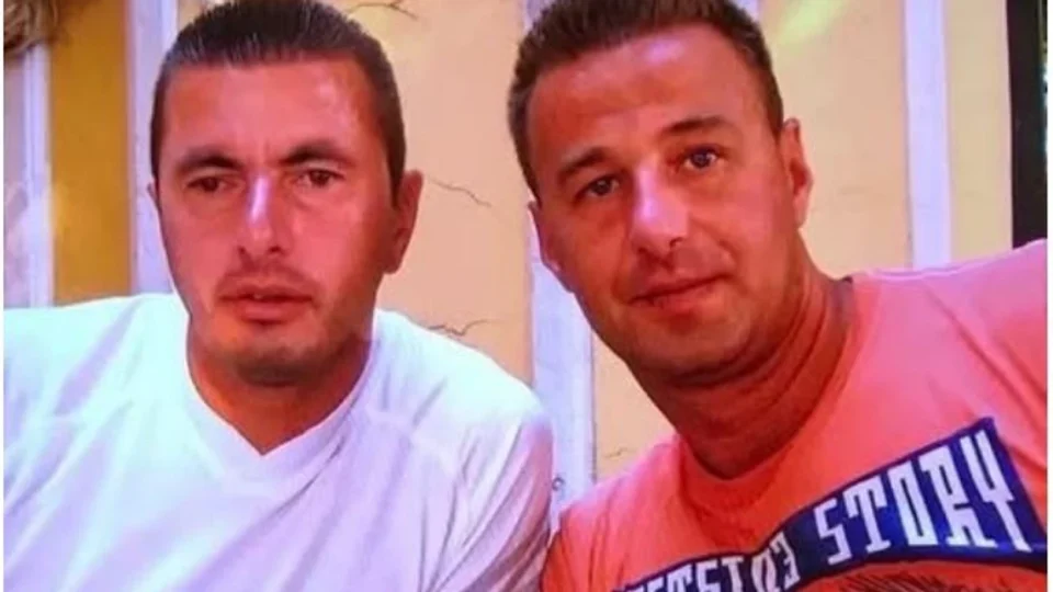 dy-vellezer-humbin-jeten-brenda-pak-oresh-ne-peje-–-njeri-nga-aksidenti-ne-trafik,-tjetri-nga-semundja