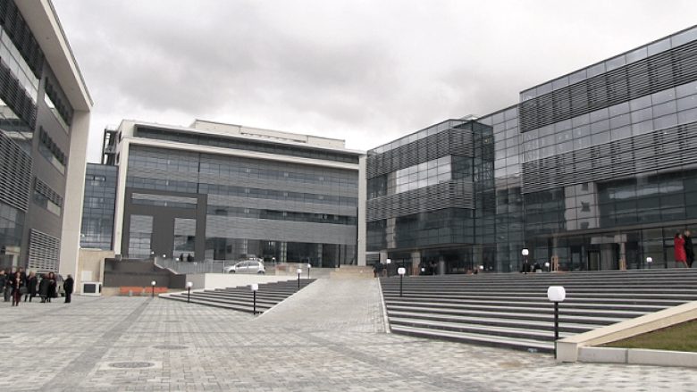 ngritet-aktakuze-ndaj-12-te-dyshuarve-per-keqperdorim-te-pozites-zyrtare-ne-peje