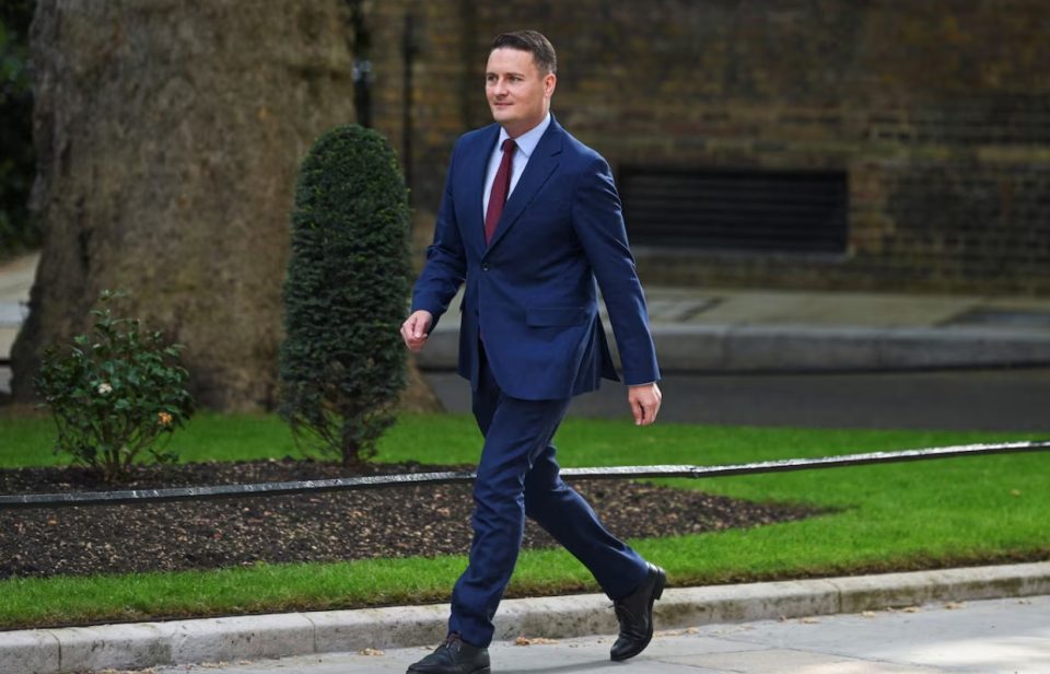 kriza-politike-ne-britani,-jep-doreheqjen-ministri-i-shendetesise-wes-streeting:-kam-humbur-besimin-ne-udheheqjen-e-starmer