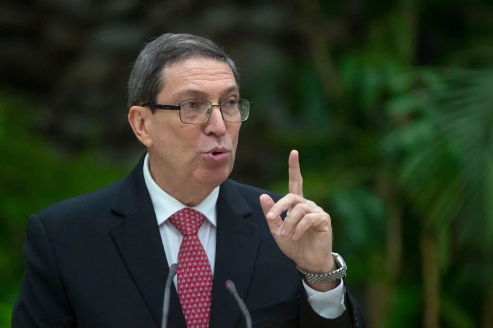 kryediplomati-kubanez:-agresioni-i-mundshem-ushtarak-amerikan-ndaj-kubes-do-te-shkaktoje-katastrofe-humanitare