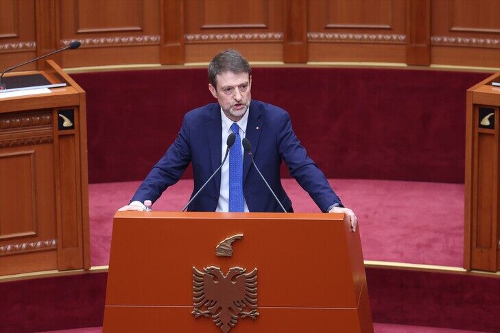 ministri-hoxha-ne-kuvendin-e-shqiperise:-mbeshtetja-per-integrimin-e-ballkanit-perendimor-ne-be-mbetet-e-gjere