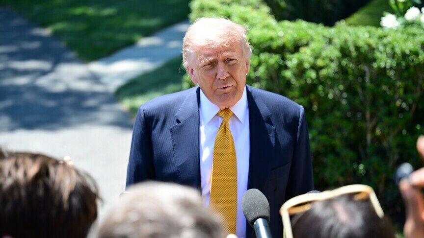trump:-vritet-udheheqesi-i-dyte-me-i-larte-te-isis-it-ne-afrike-ne-nje-sulm-te-perbashket-shba-nigeri