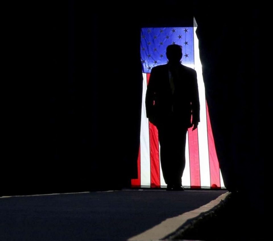 donald-trump:-perandori-i-nje-qyteterimi-ne-agoni