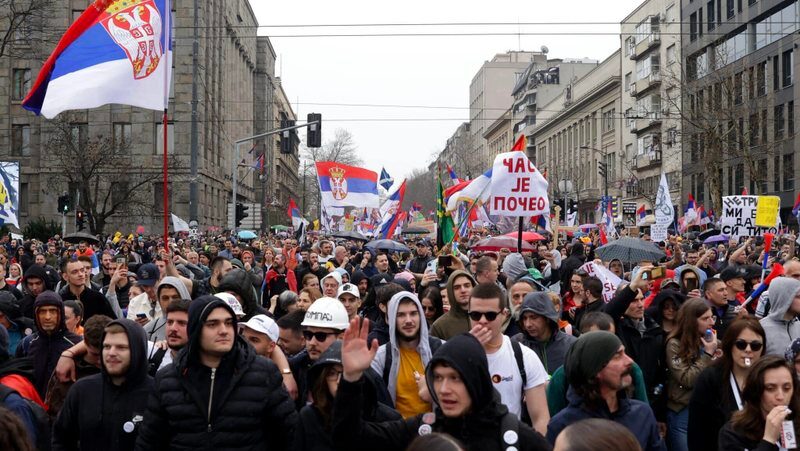 studentet-protestues-ne-serbi-publikojne-memorandum-per-kosoven:-nuk-duan-pavaresine-e-saj
