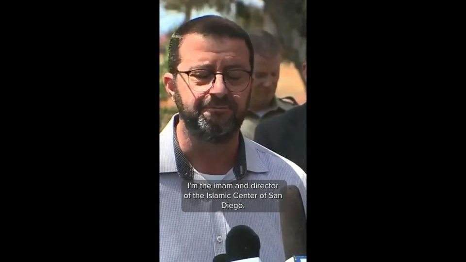 imami-amerikan-denon-sulmin-“jashtezakonisht-skandaloz”-ne-qendren-islamike-te-san-diegos