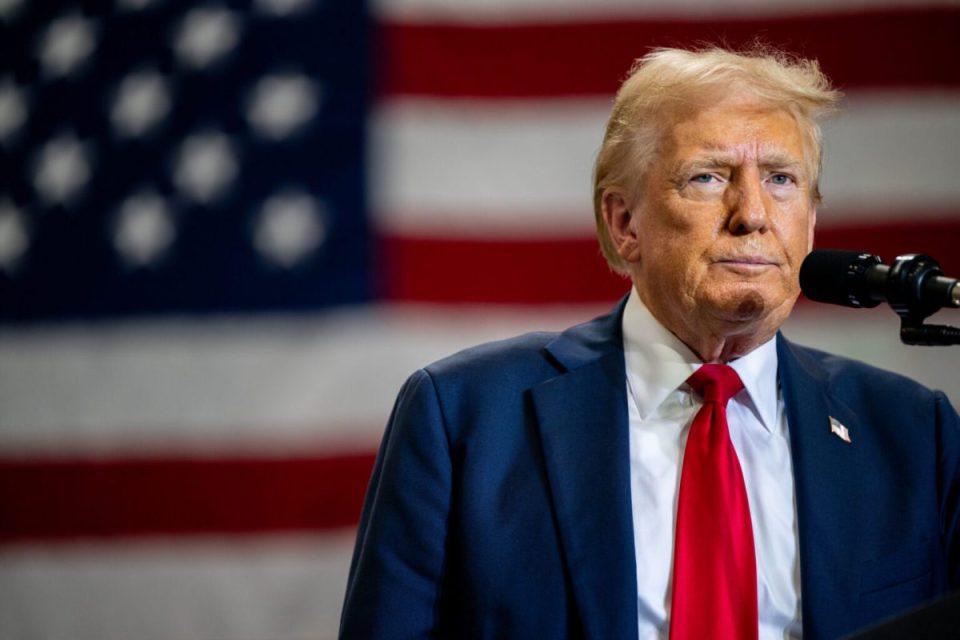 trump-ishte-“nje-ore-larg-rifillimit-te-sulmeve”-ndaj-iranit-para-se-te-shtynte-ofensiven