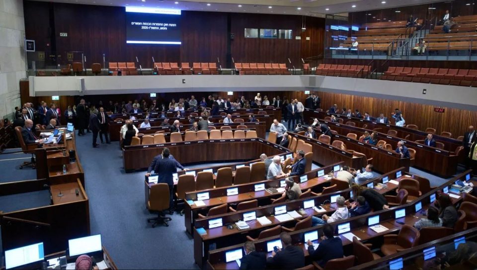 hapet-rruga-per-zgjedhje-te-parakohshme,-miratohet-shperndarja-e-knesset-ne-izrael