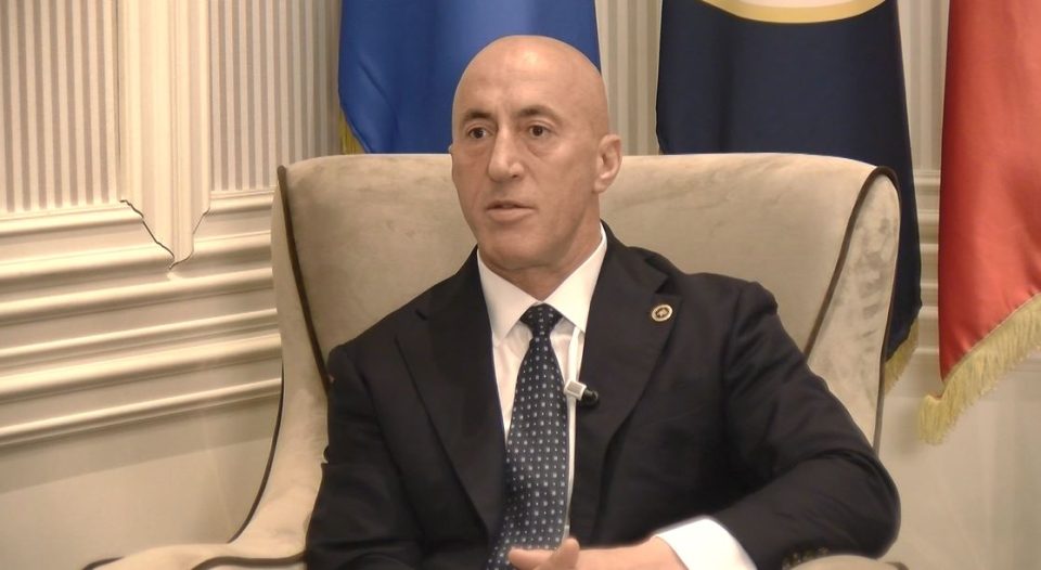 “faji-eshte-i-te-gjitheve-per-situaten-ne-kosove”,-haradinaj:-serbia-ka-vendosur-forca-te-shumta-ne-kufi!-shkak,-komunikimi-jo-i-mire-me-aleatet-e-sigurise
