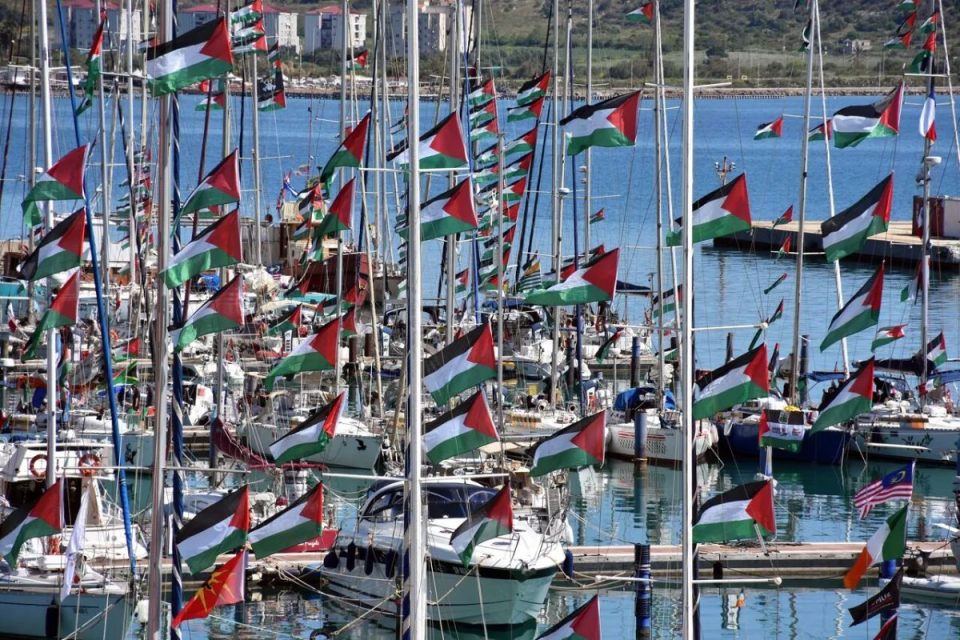 bota-reagon-ashper-ndaj-izraelit-per-trajtimin-“cnjerezor”-te-aktivisteve-te-flotiljes-per-gazen