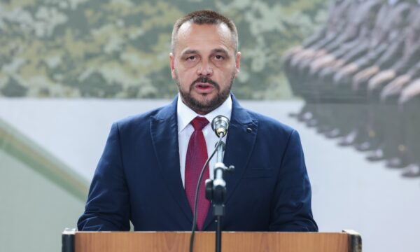 maqedonci:-situata-e-sigurise-ne-kosove-me-e-qete,-fsk-ja-dhe-institucionet-e-sigurise-jane-fuqizuar