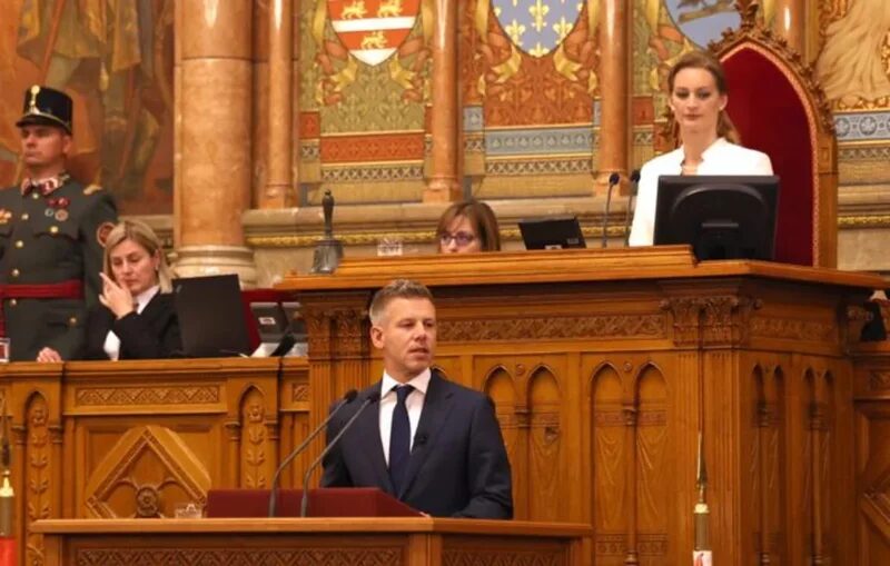 hungaria-ndryshon-kushtetuten:-kryeministri-mund-te-zgjidhet-dy-here