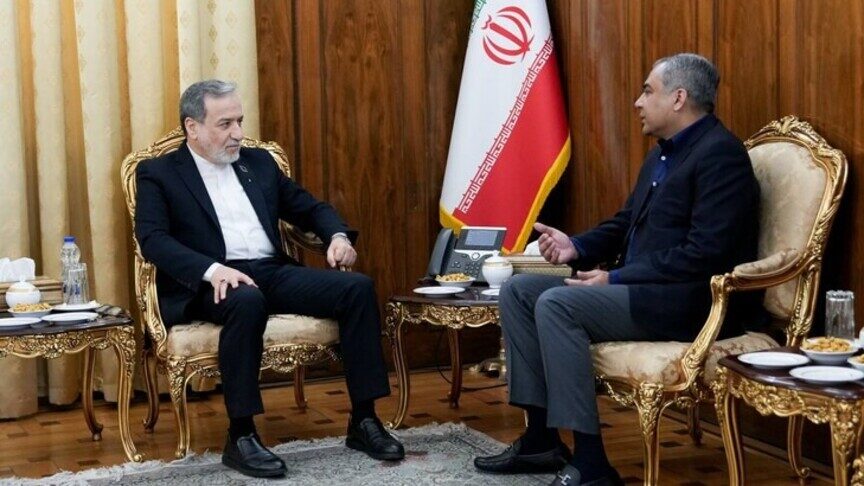 vazhdojne-bisedimet-iran-shba-me-ndermjetesimin-e-pakistanit