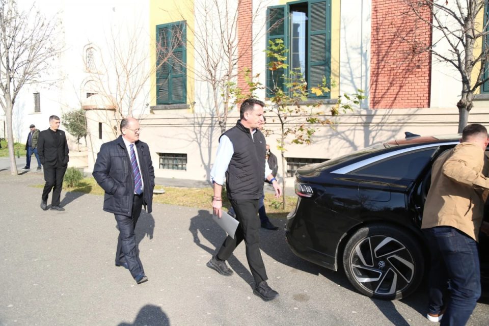 gjykata-e-larte-le-ne-fuqi-masen-“arrest-ne-burg”-per-kryebashkiakun-e-tiranes,-erion-veliaj
