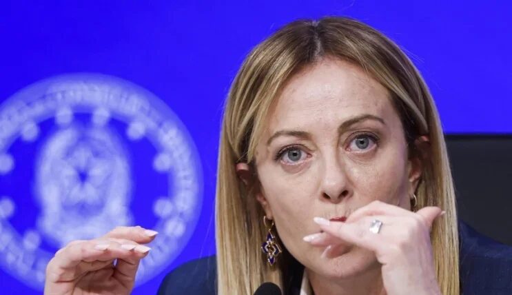 meloni,-goditje-te-rende-ndaj-mafias