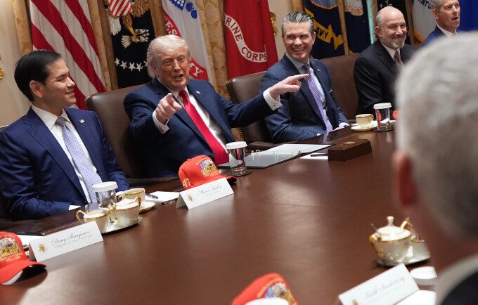 trumpi-kthen-mbrapsht-me-ndryshime-tekstin-e-marreveshjes-me-iranin
