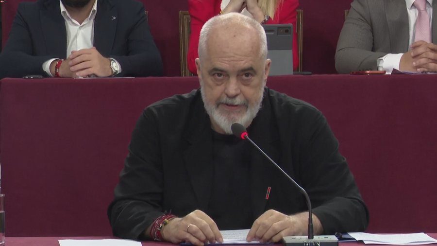 rama-targeton-muslimanet-per-zvernecin,-por-tradhetia-e-tij-kombetare-eshte-mese-e-qarte