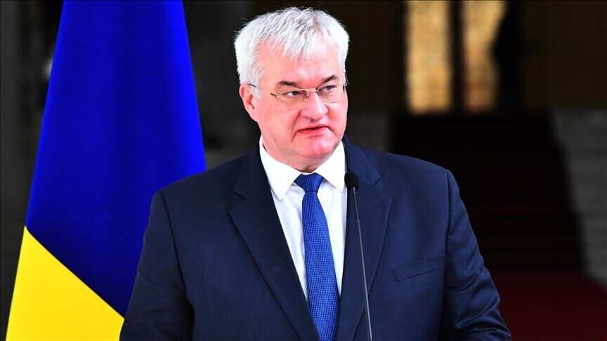 ukraina-ben-thirrje-per-dialog-me-polonine,-ndersa-tensionet-rriten-per-titullin-e-njesise-ushtarake
