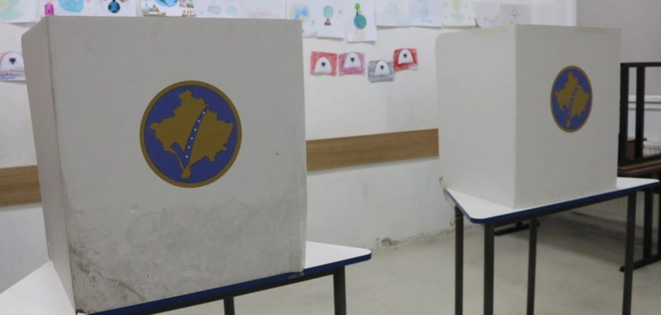 a-do-te-kapercehet-kriza-ne-kosove?-opozita-e-gatshme-per-bashkepunim,-analistet-skeptike