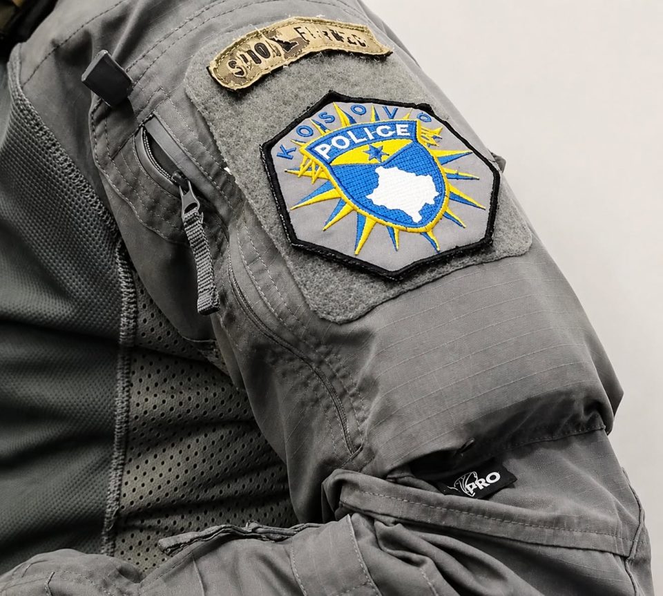 tre-persona-prangosen-me-asistence-te-fbi-se,-dyshohen-per-financim-terrorizmi-e-shpelarje-parash-ne-kosove