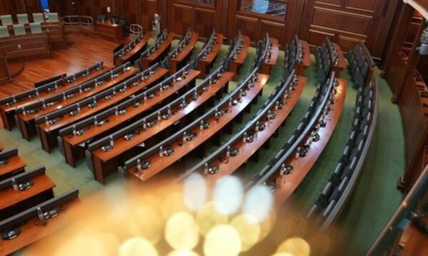101-deputete-rikthehen-ne-kuvendin-e-kosoves,-vetem-9-emra-te-rinj-ne-legjislaturen-e-re