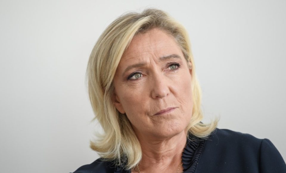 le-pen-komenton-perplasjen-trump-meloni:-ishte-fyese,-por-nuk-besoj-se-do-te-ndikoje-ne-prishjen-e-marredhenieve-mes-vendeve
