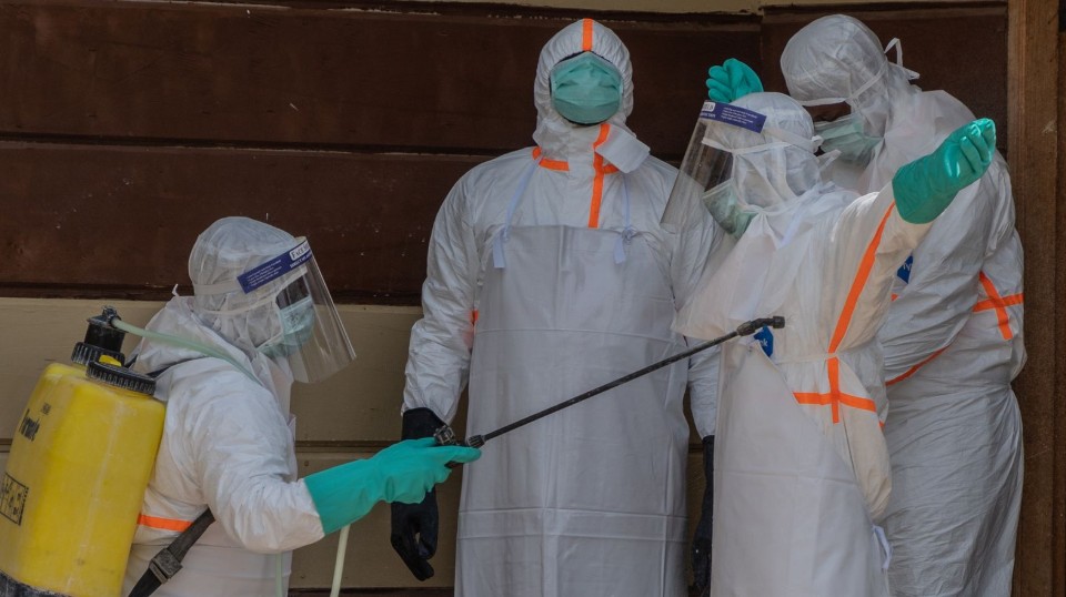 franca-raporton-rastin-e-pare-me-ebola,-mjeku-i-kthyer-nga-kongo-rezulton-pozitiv-ndaj-virusit