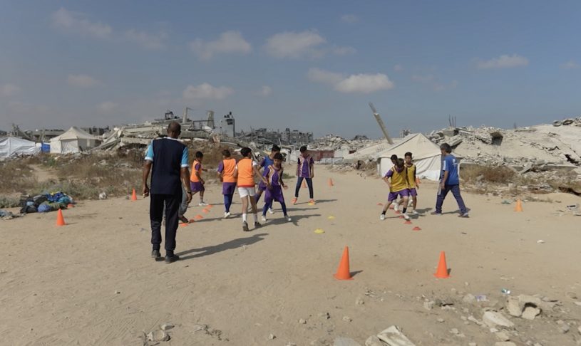 gaza,-pavaresisht-shkaterrimit-nga-sulmet-izraelite-futbollistet-nuk-heqin-dore-nga-pasioni-i-tyre