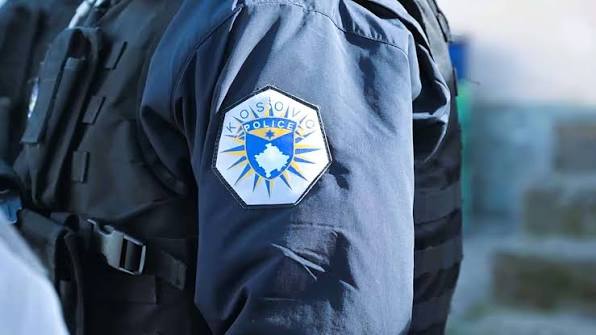 32-vjecari-vritet-me-arme-zjarri,-ndalohen-dy-persona-ne-kosove