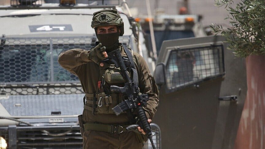forcat-izraelite-bastisin-universitetin-palestinez-dhe-sulmojne-rojen-e-sigurise-ne-bregun-perendimor