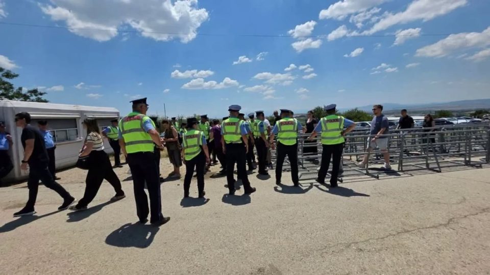 shoqerohen-ne-polici-37-persona-gjate-“vidovdanit”-per-thirrje-qe-nxisnin-urrejtje
