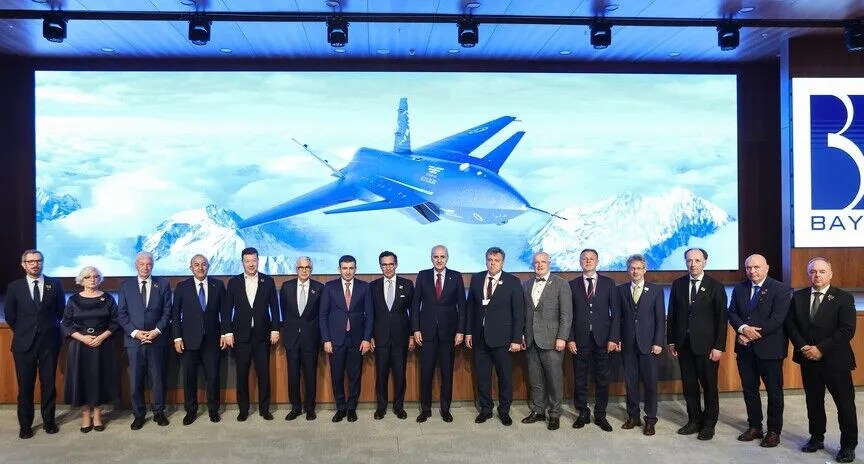 delegacioni-parlamentar-i-nato-s-viziton-gjigantin-turk-te-droneve-baykar-para-samitit-ne-ankara