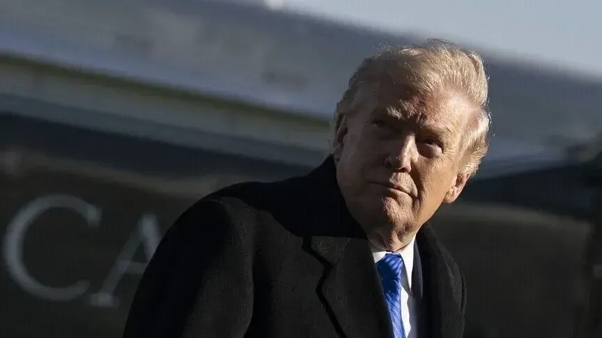 trump-raporton-te-ardhura-rekord-2,2-miliarde-dollare-te-nxitura-nga-sipermarrjet-e-kriptomonedhave-ne-mandatin-e-dyte