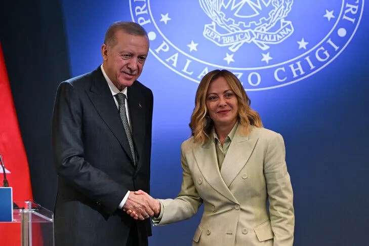erdogan-dhe-meloni-diskutojne-marredheniet-dypaleshe-dhe-ceshtjet-rajonale