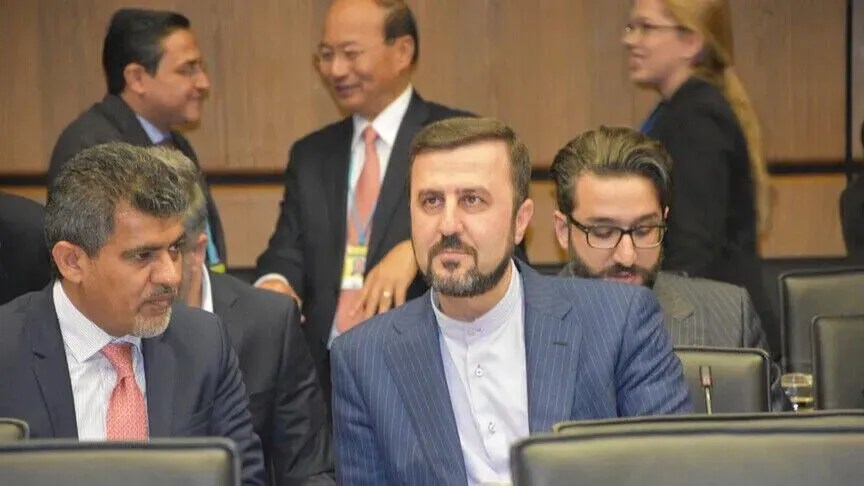 irani-hedh-poshte-deklaraten-britani-france-per-hormuzin,-paralajmeron-kunder-pranise-se-huaj-ushtarake