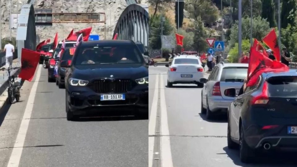 sot-protesta-kombetare,-diaspora-mberrin-ne-shkoder-–-me-kenge-patriotike-dhe-flamuj,-vijojne-rrugen-drejt-tiranes