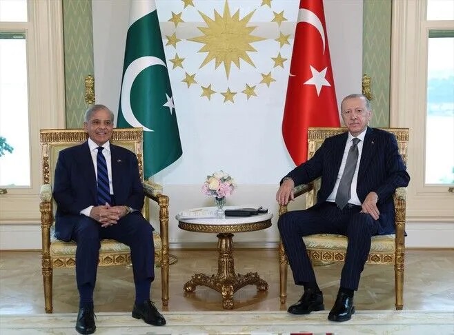 erdogan-pret-kryeministrin-pakistanez-ne-stamboll